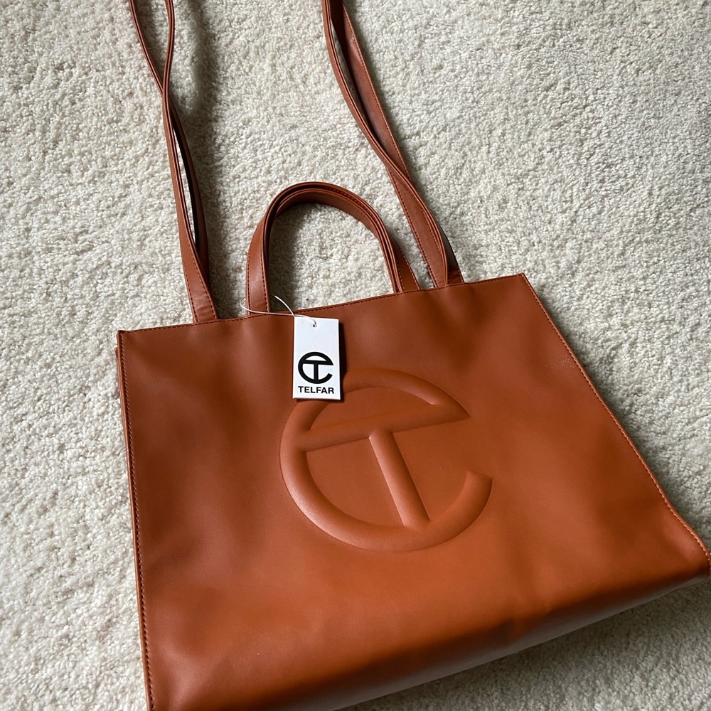 Medium Telfar bag